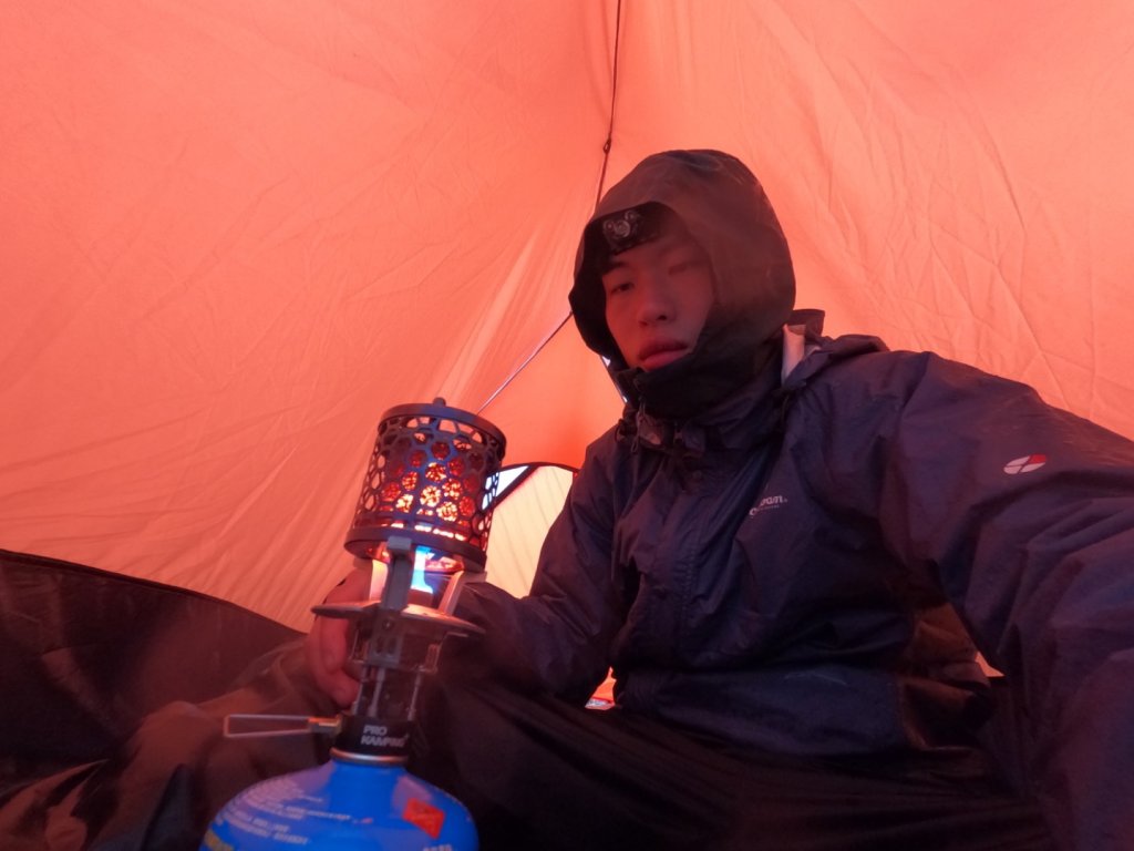 寒流凍雨中獨攀東埔上郡大山下開高山 追雪失敗 2022.2.19-2022.2.20_1617070