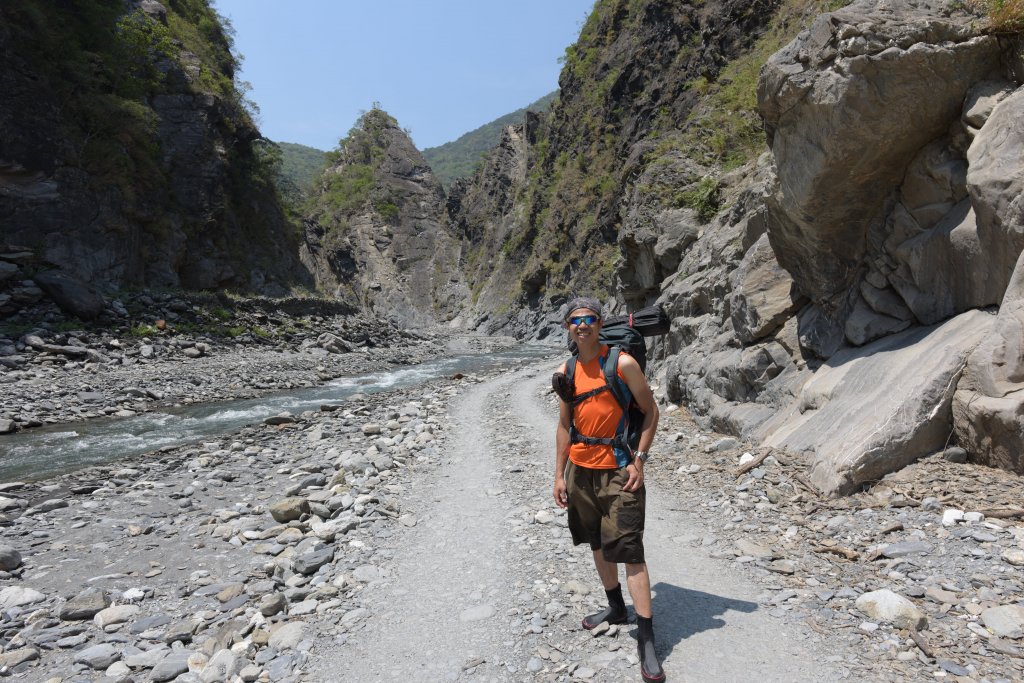 哈尤溪天然彩壁畫作_565493