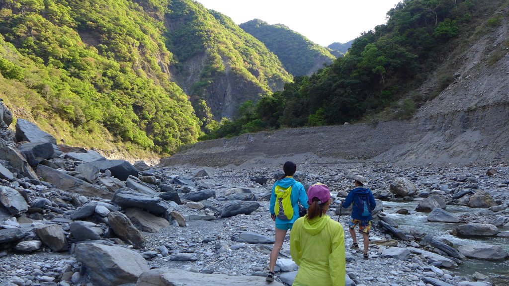 哈尤溪天然彩壁畫作_565520