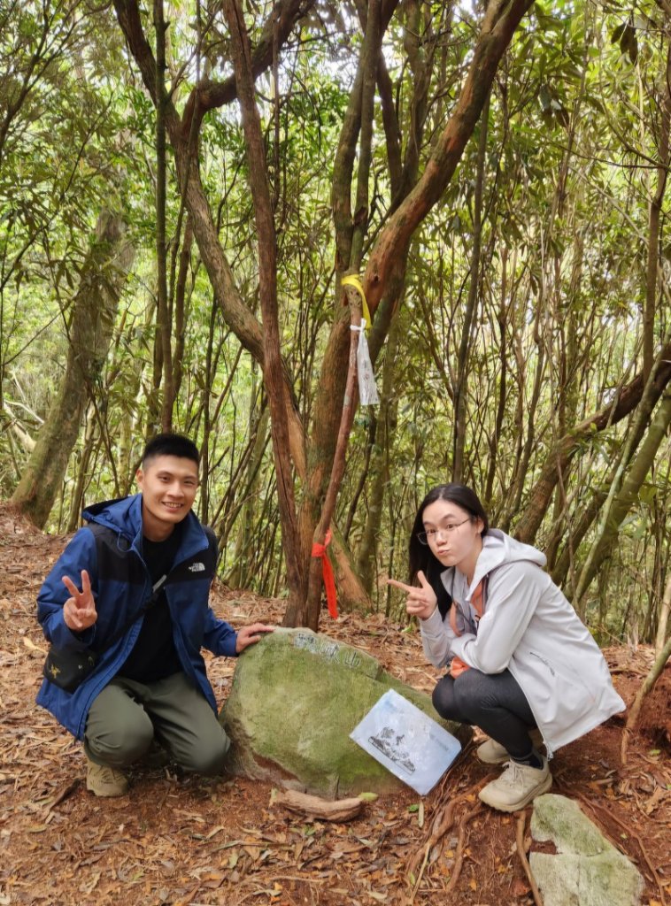 【中級山縱走】最美中級山，鳶嘴西稜縱走（鳶嘴山，醜崠山，長壽山）_2741353