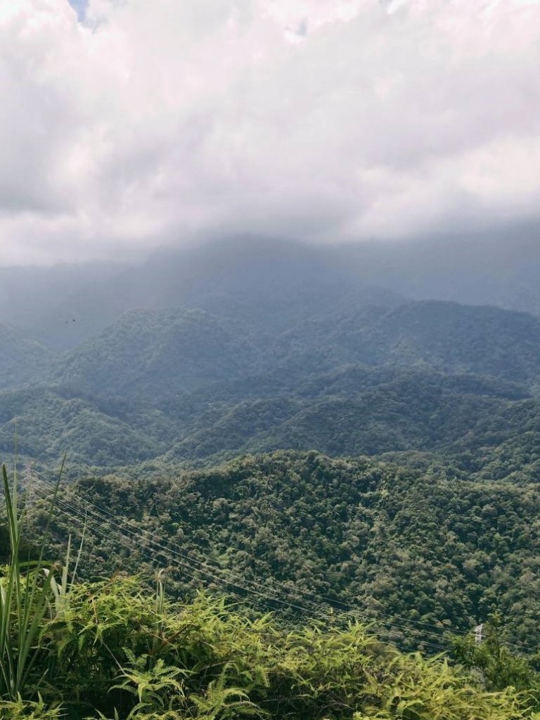 關西石牛山封面圖