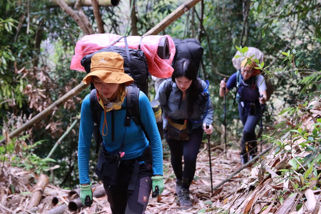 豐山眠月：石夢谷連走水漾千人洞_2757689