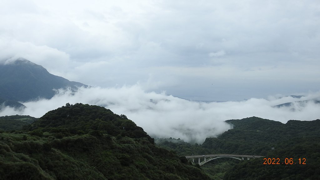 前天摔車受傷也要衝?! 陽明山雲海&天空之城&雲海中觀音_1733513