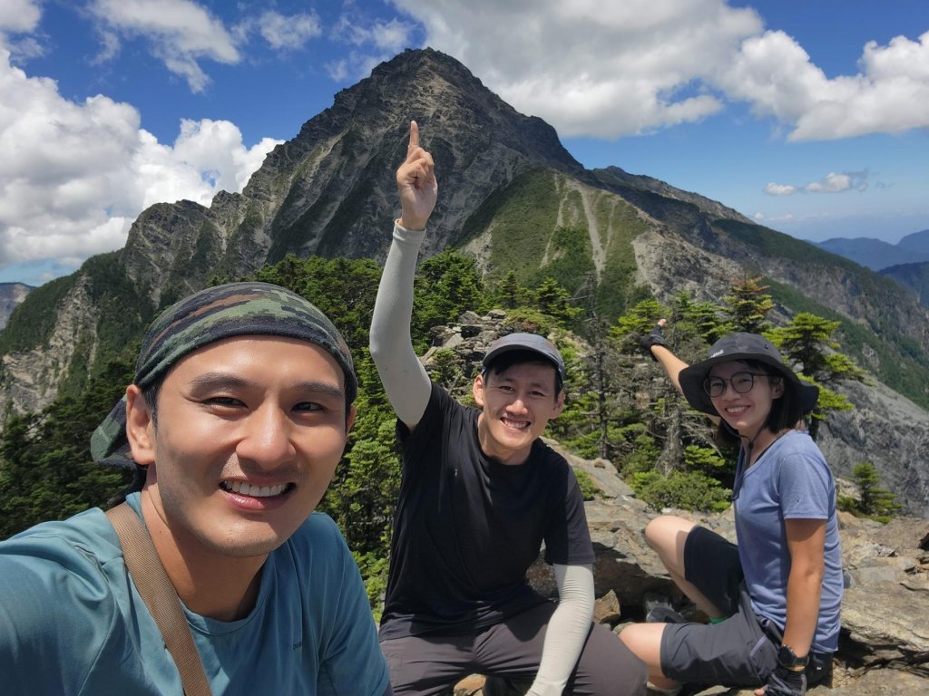 中央尖山西稜(非傳統路徑)_2244194