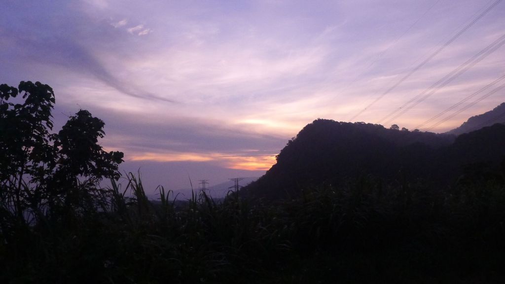 志繼山、東眼山、拉卡山O型環走_401746