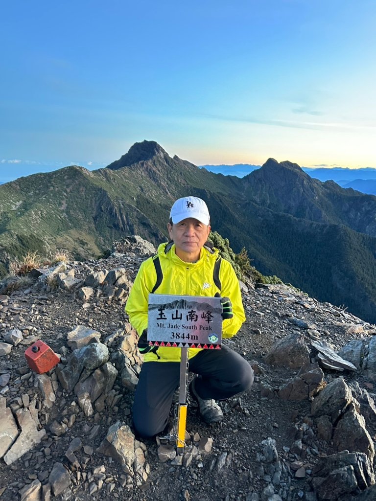 2024/09/27-0930帶2位神隊友76歲老爸、老朋友呂哥，玉山後四峰一遊但未竟。。。被山陀兒_2607135