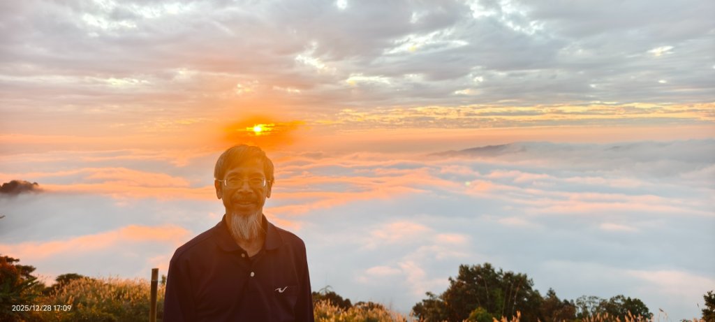 #馬那邦山 #夕陽 #雲海 #火燒雲 12/28_2971543