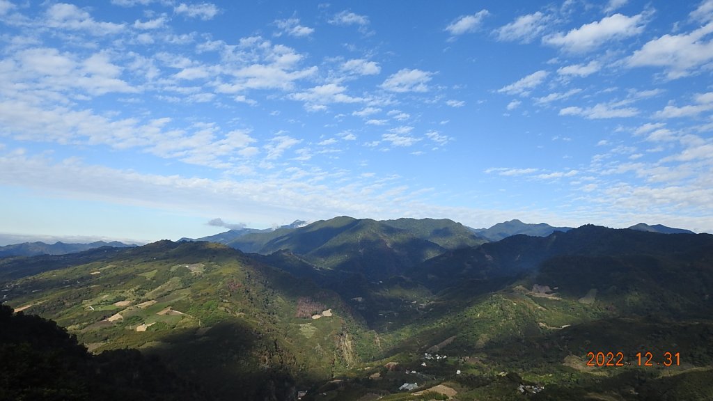 苗栗薑麻園/雲洞山莊夜色雲海&首登小百岳馬那邦山賞楓_1976995