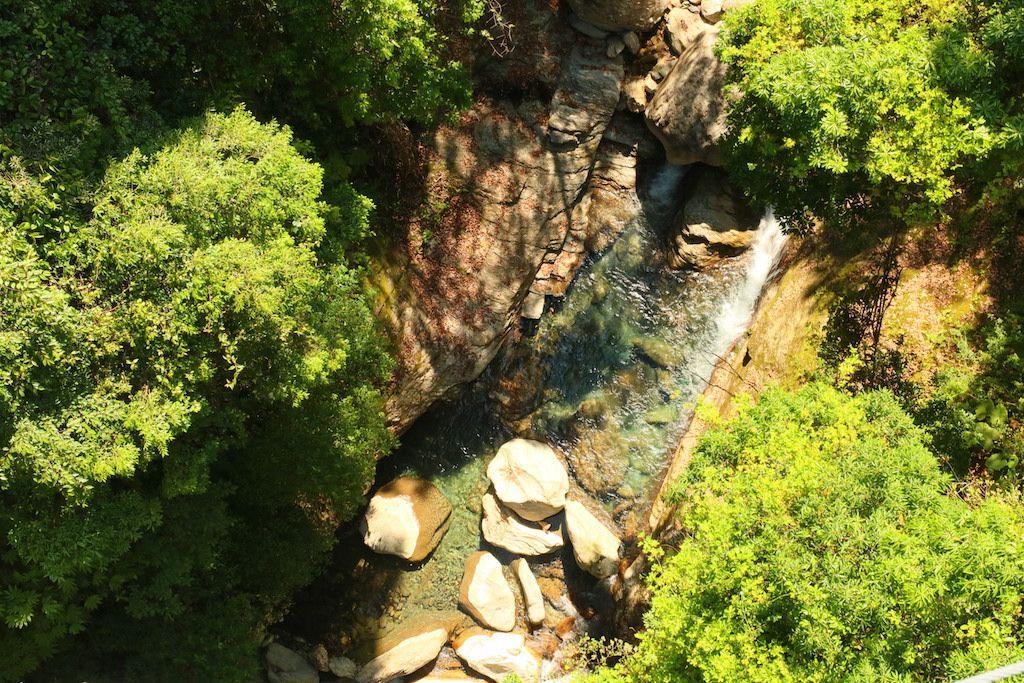 瓦拉米步道封面圖