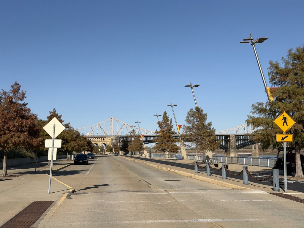 [紐約馬之行-53] 2025_1112 聖路易斯拱門_2953451