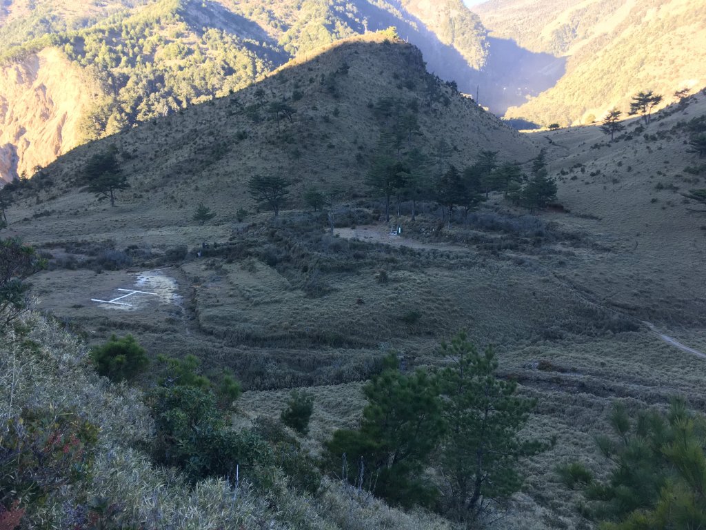 八通關山、八通關山西峰、秀姑巒山_526259