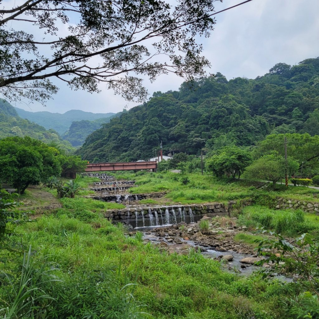 姜子寮絕壁步道封面圖