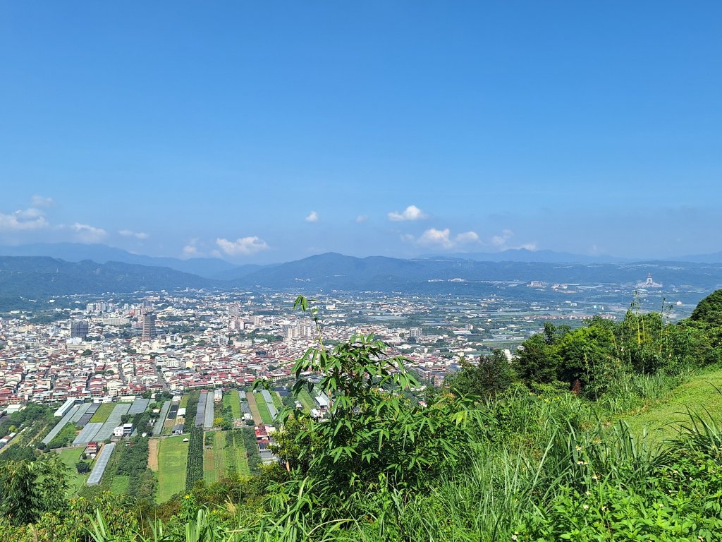 埔里枇杷城山+犁頭尖山+虎子山封面圖