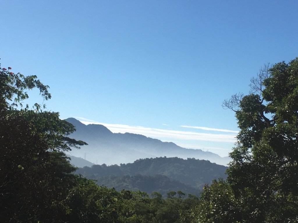 枕頭山o、火山碧雲寺、水火同源封面圖