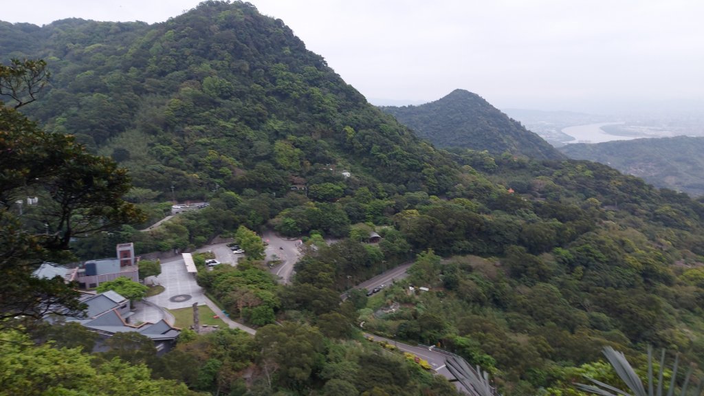 小百岳NO.5觀音山 牛港稜步道  硬漢嶺   楓櫃斗湖登山步道封面圖