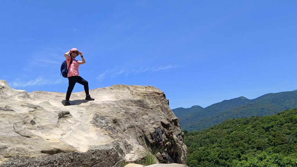 (姨婆趴趴走)第四十三集:攀登連走奇岩山、軍艦岩、丹鳳山_2499531