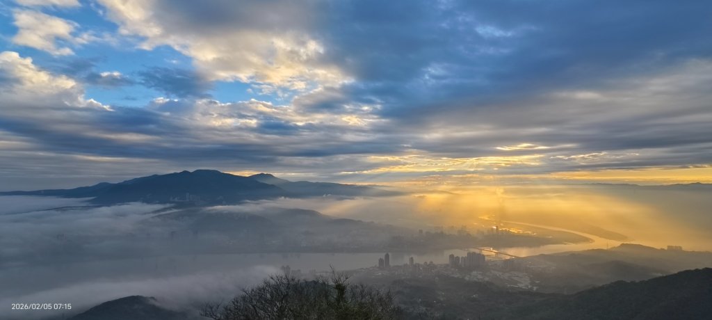 #觀音山 #日出 #雲海  #琉璃光 #斜射光 2/5&6_2993322