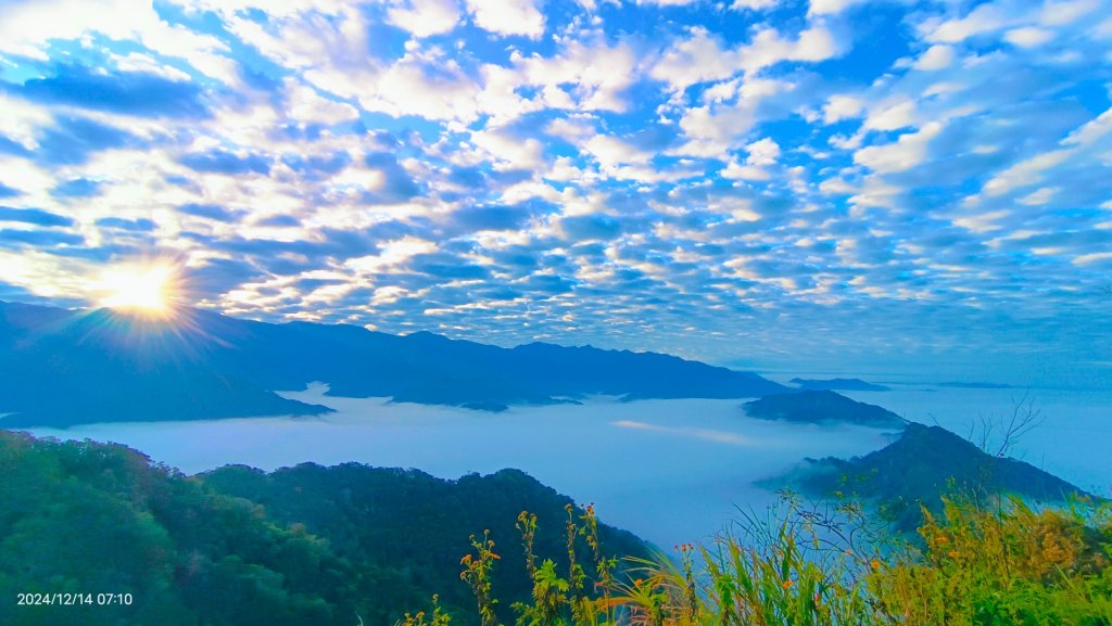 二訪馬拉邦山，解鎖 #琉璃光雲海 #日出雲海  #血月 #斜射光 #楓葉紅了！_2668636
