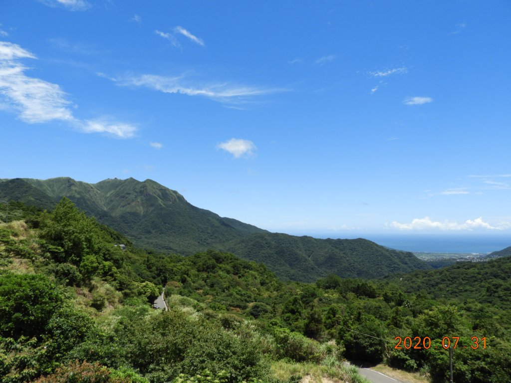 就是喜歡這個藍天白雲的FU_1052424