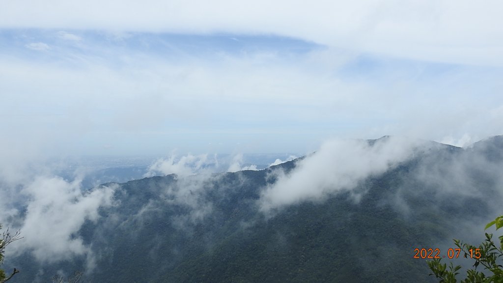 第六次復興三尖之首 - 夫婦山(1870/1780M) + 賞蝶趣封面圖