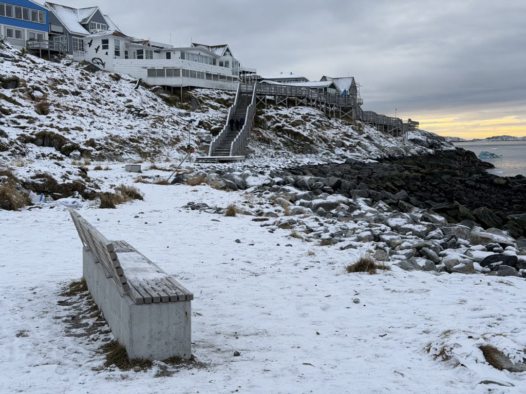 [紐約馬之行-26] 2025_1105 努克濱海木棧道(Nuuk Boardwalk)-上_2947588