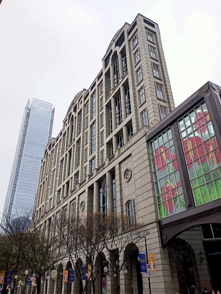 忠孝東路四段&國父紀念館賞花燈、台北信義商圈步道尋寶趣【齊心鞋力，益起行走】_2032046