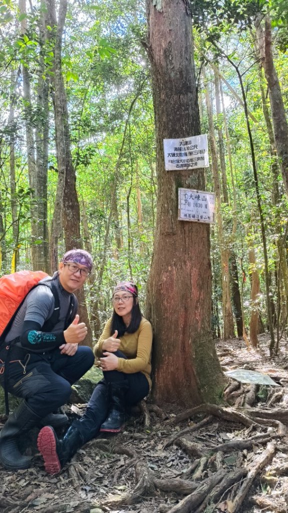 肥大醜三崠連走，鳶嘴西陵上鳶嘴山_2650345
