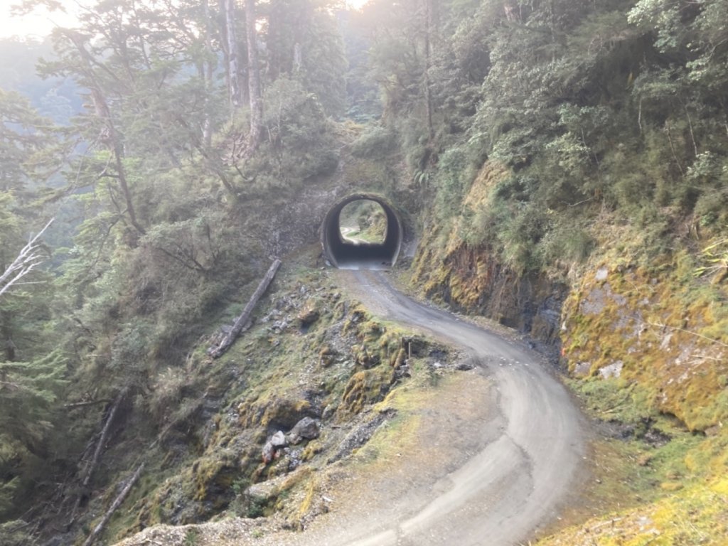 2021六順山七彩湖_1377811