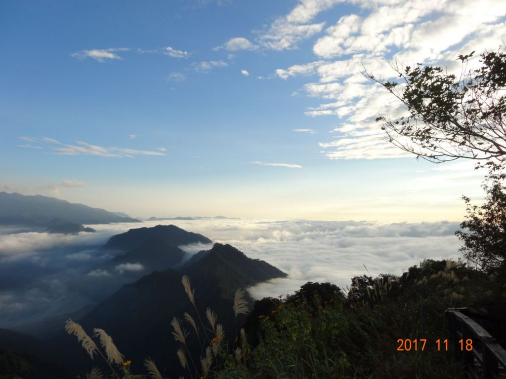 馬拉邦山遇見雲海封面圖