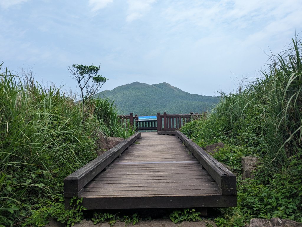 紗帽山史蹟和景觀行：三角點、景觀台、太子亭、清朝古墓／旗杆座、陳何界石_2121067