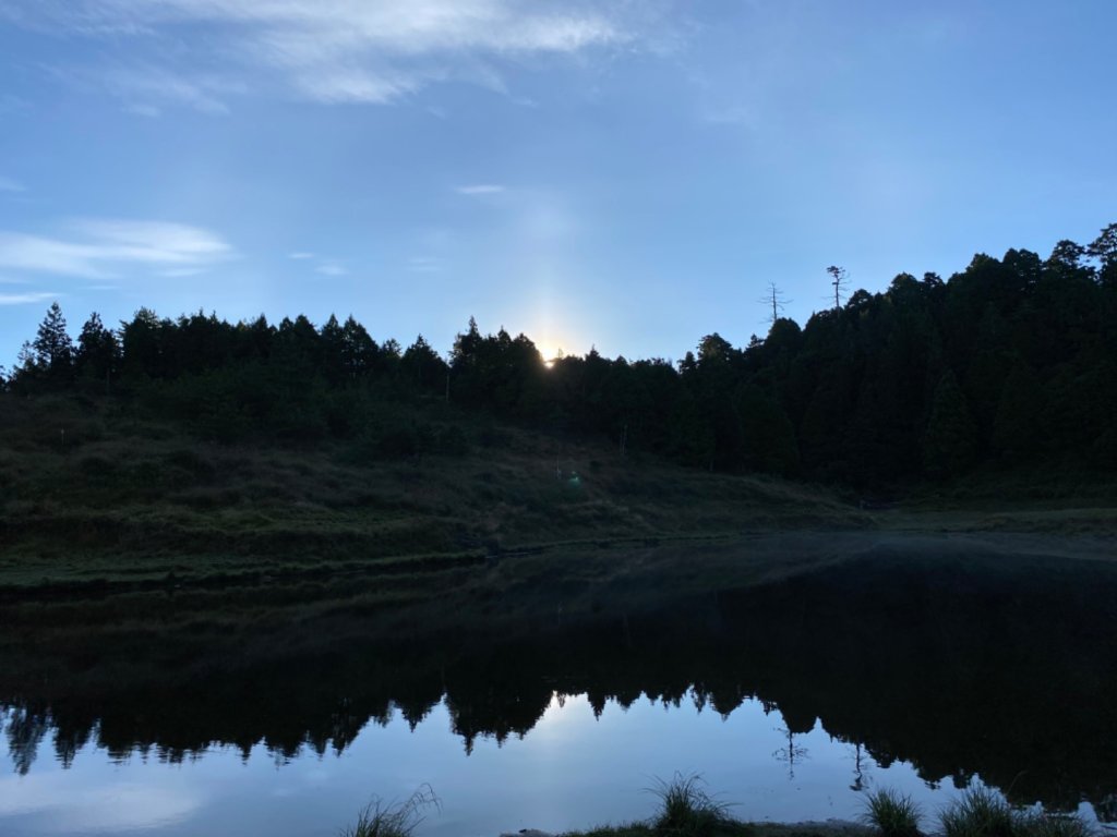 穿著雨鞋尋找仙女散落的珍珠_1090197