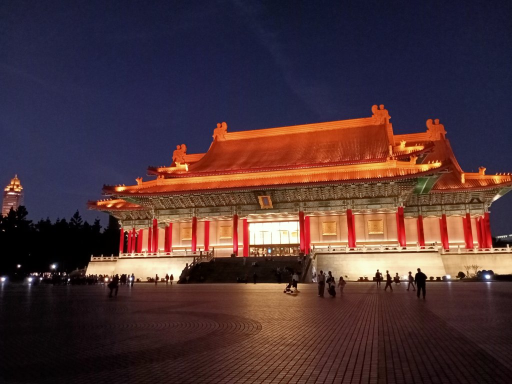 自由廣場、國家戲劇院、國家音樂廳、中正紀念堂賞櫻及尋寶趣【齊心鞋力尋寶去】_2038798