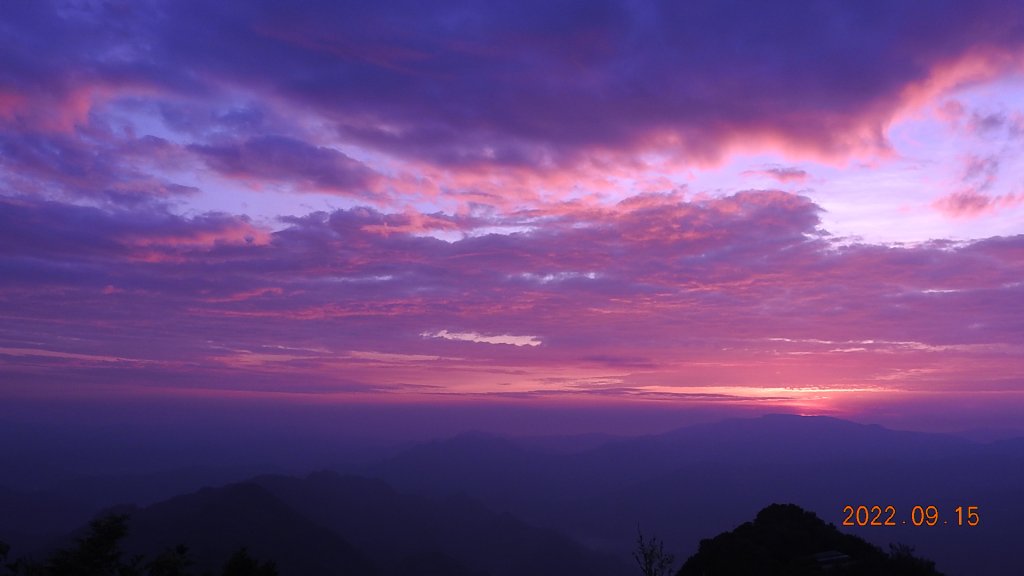 石碇二格山雲海+雲瀑+日出+火燒雲 9/15_1843524