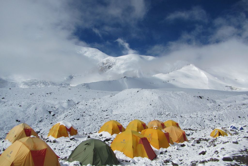 列寧峰，海拔7134公尺，海拔7134公尺--C1營地風景_118611
