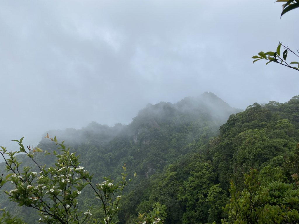 北部三大岩場之一~~皇帝殿東峰O行走_1358982