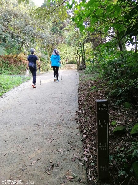 【基隆。七堵】360度環繞山景。 小百岳集起來。 編號11小百岳~姜子寮山_1349672