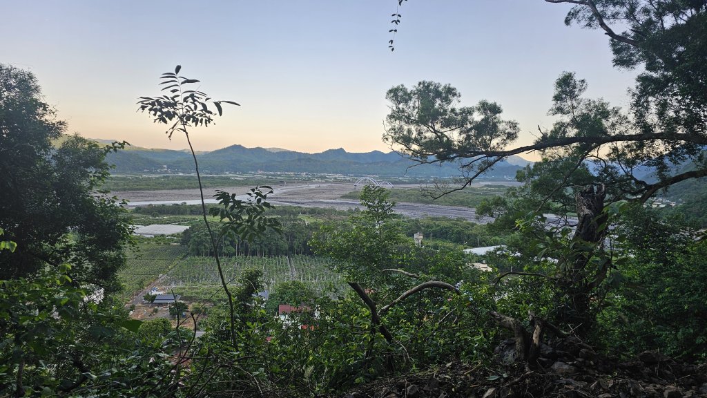 平步青雲尾寮山尋寶_2591474