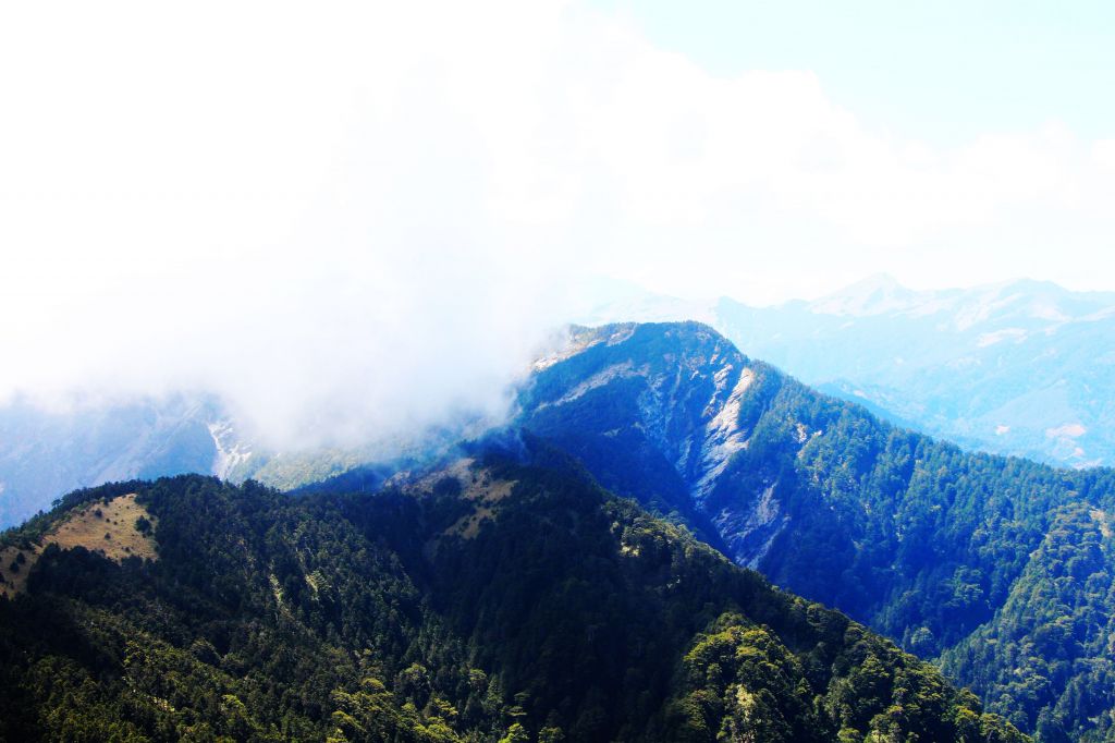閂山、鈴鳴山 ~ 山巔雲端 , 與美麗山林_307270