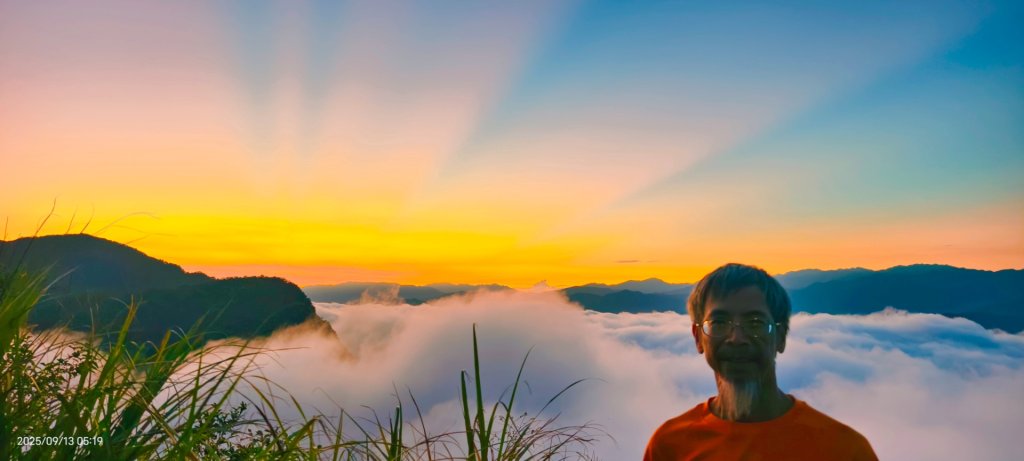 #翡翠水庫壩頂 #琉璃光 #霞光 #日出 #雲海 9/13封面圖