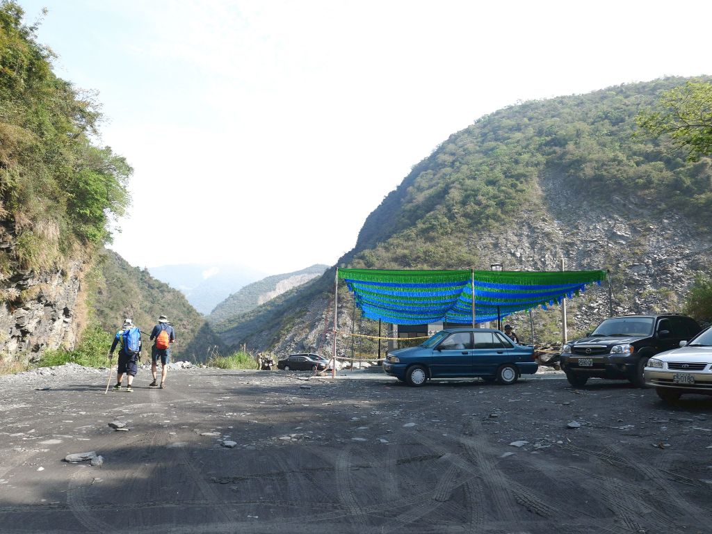 多納鬼斧神工峽谷尋幽順登藤枝山2018/04/06 _305572