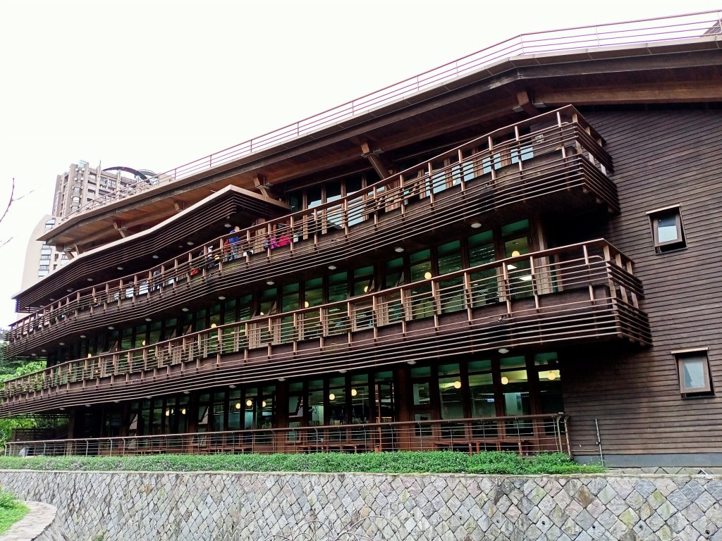 人文薈萃的北投公園、圖書館、溫泉博物館_1321986