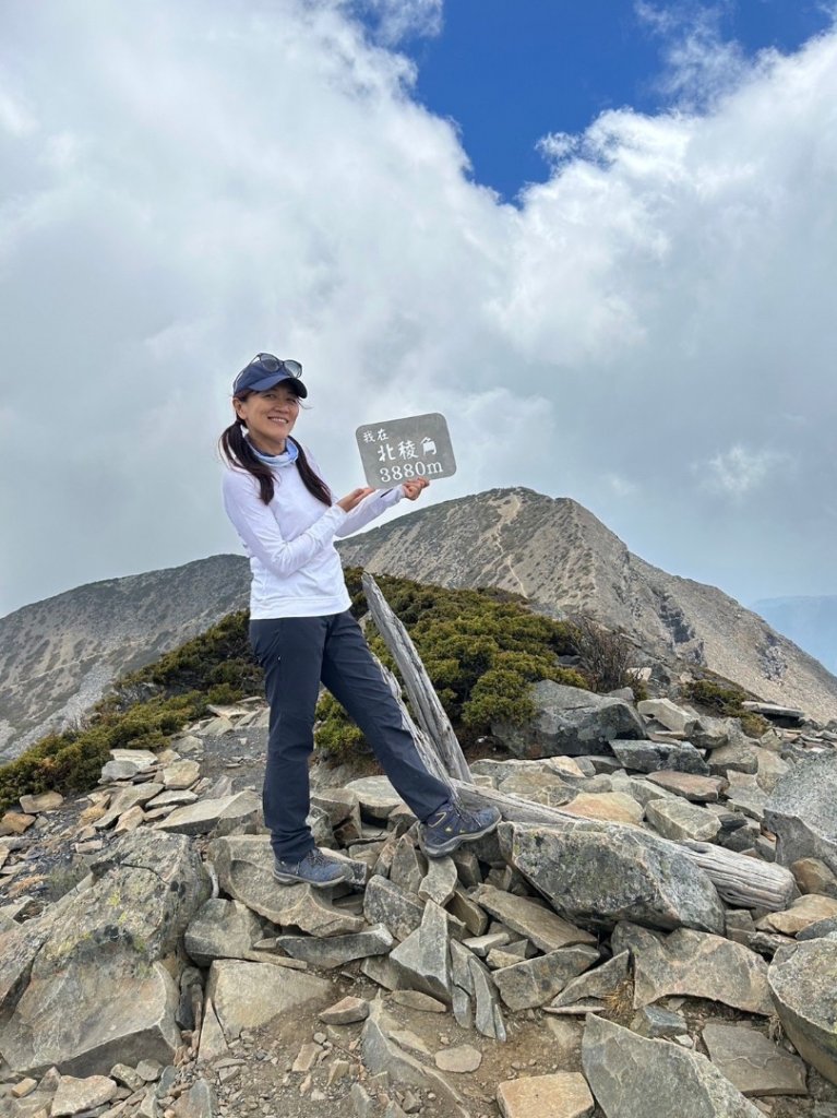 四熟女雪山四日逍遙遊_2304892