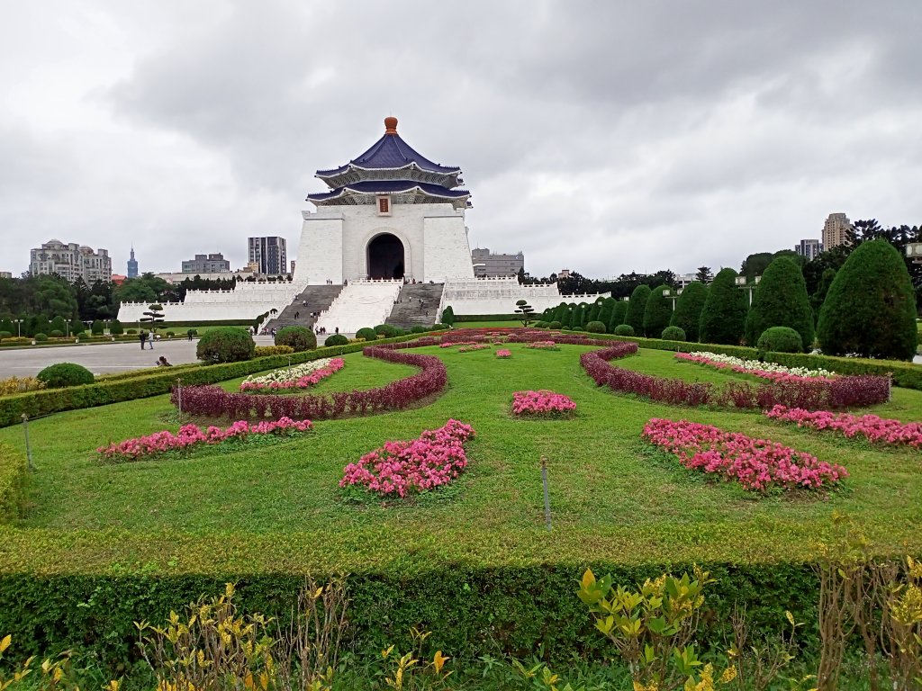 自由廣場、國家戲劇院、國家音樂廳、中正紀念堂、內湖瑞陽公園【齊心鞋力尋寶去】封面圖