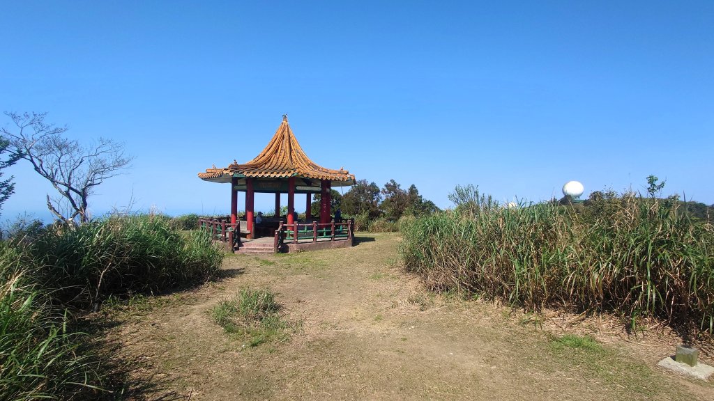 春天鮮綠的呢喃基隆荖寮坑古道上望古山登五分山O型_2747307