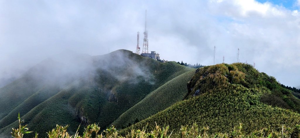 【中級山】台北版抹茶山竟然有免申請路線，小觀音山西峰單攻，順遊頂湖海芋步道，竹子湖黑森林_2742396