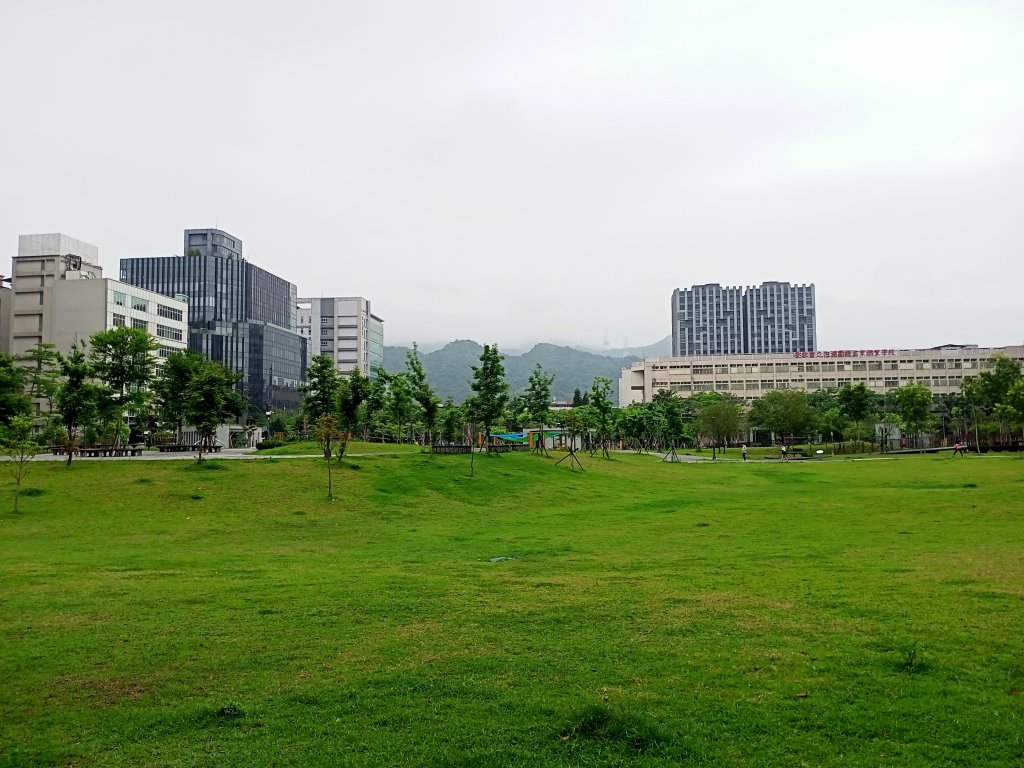 城市漫遊：內湖科學園區、大港墘公園、文德三號公園、瑞陽公園封面圖