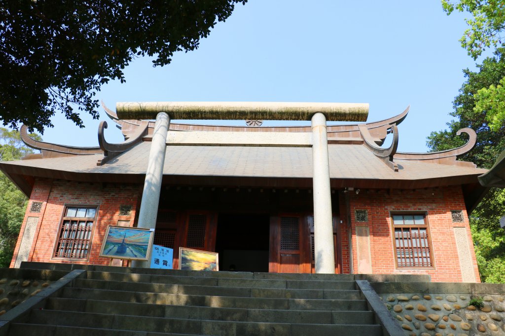 閩南式燕翹脊屋頂的日本神社。通霄神社_852467