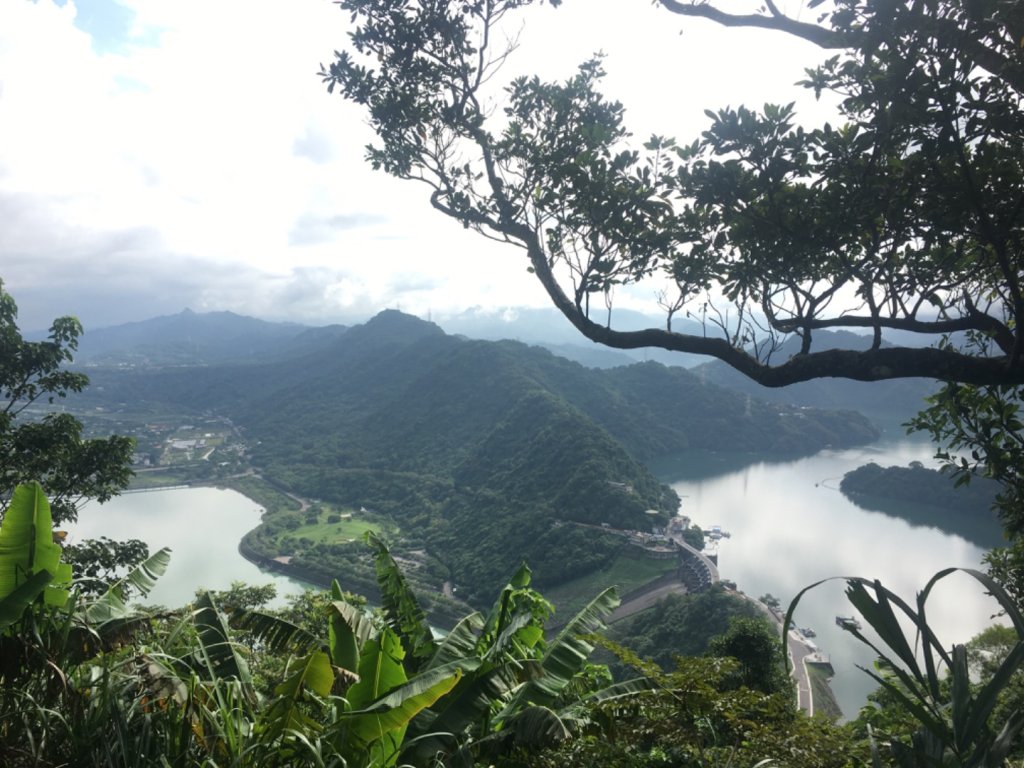 石門山封面圖