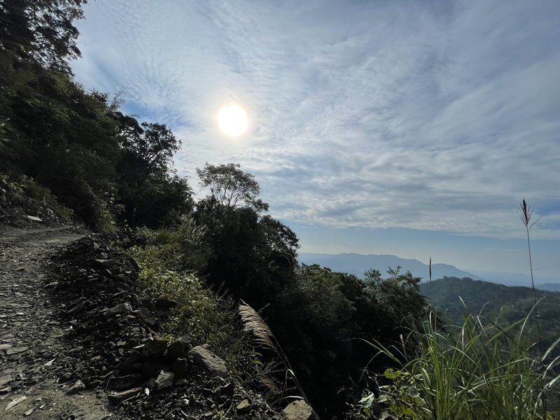 白雲山封面圖