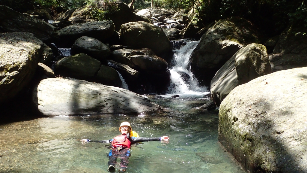 爬到翻的斯其野溪_59758